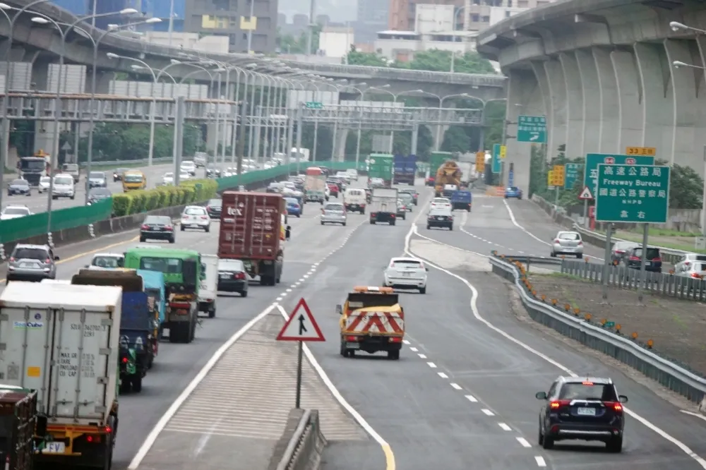 出遊車潮下午湧現　國道、主要幹道地雷路段快避開