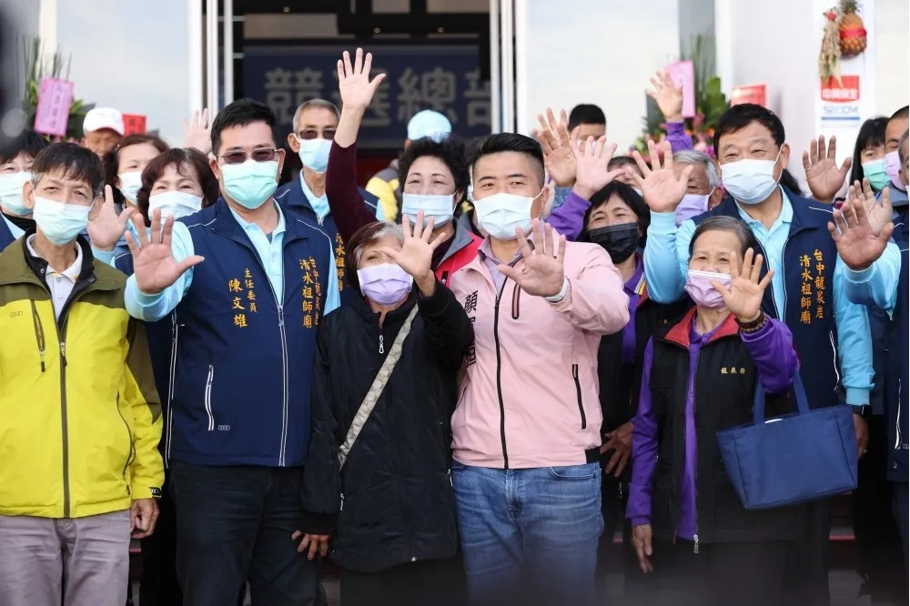 【中二倒數激戰】顏家回歸「在地認同」　藍組催票小組狂打9000通電話拉票