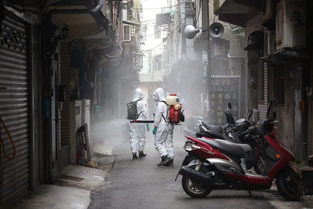 桃機4清潔員足跡曝！5天連跑金嗓歌友會　大逛家樂福、大潤發、黃昏市場