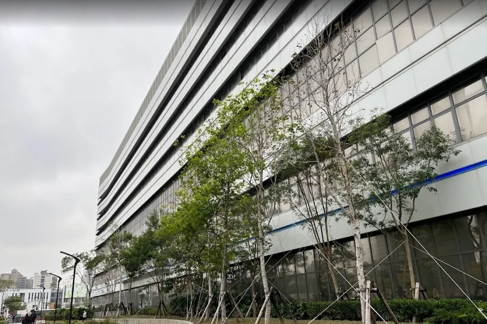又見醫療暴力！醉漢掛急診不爽等　直接往護理師臉上「灌一拳」