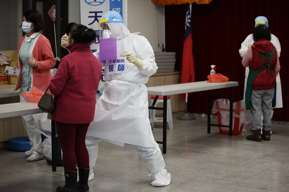 【桃機染疫風暴】傳播鏈有2條！　司機與3清潔員Omicron序列不同