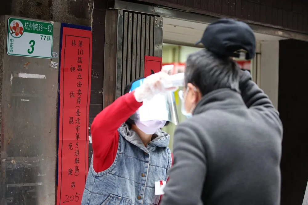 糗爆！罷昶領銜人周世雄沒收到通知單　跑錯投票所被攔下