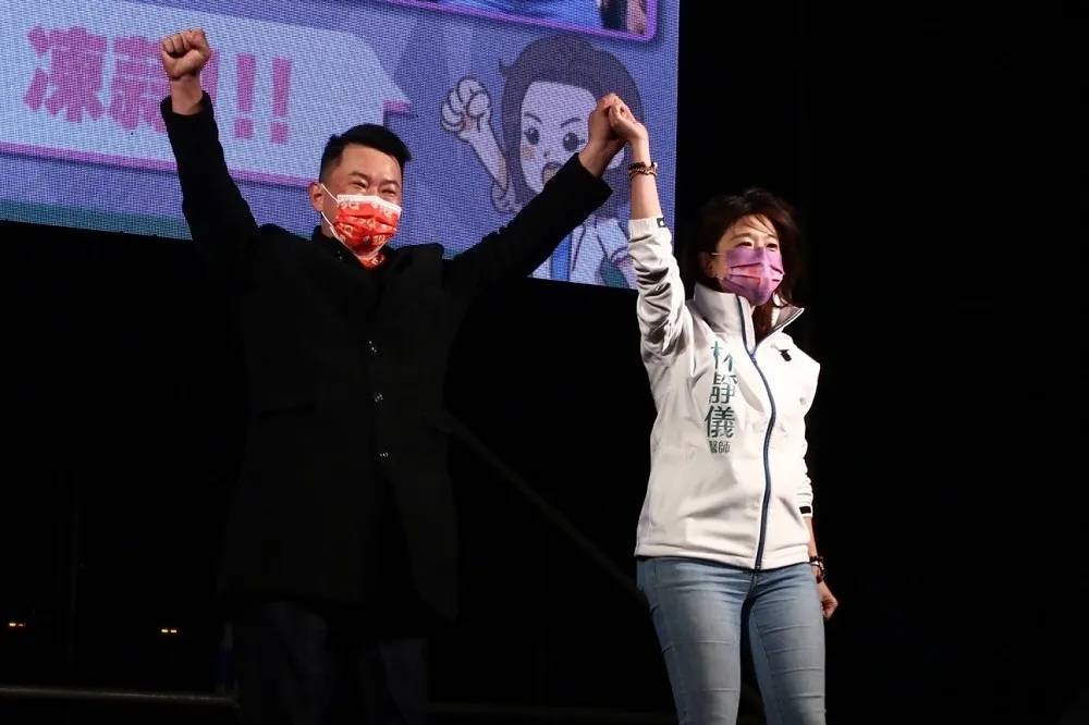【綠寫中二新頁】5區全勝！催動隱性選民飆58%投票率　林靜儀逆襲扳倒顏家
