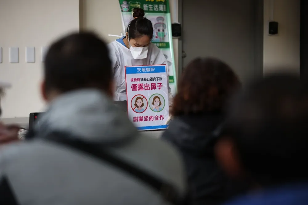【快訊】桃機疫爆再釀本土+6例　境外+26例「美國11例最多」