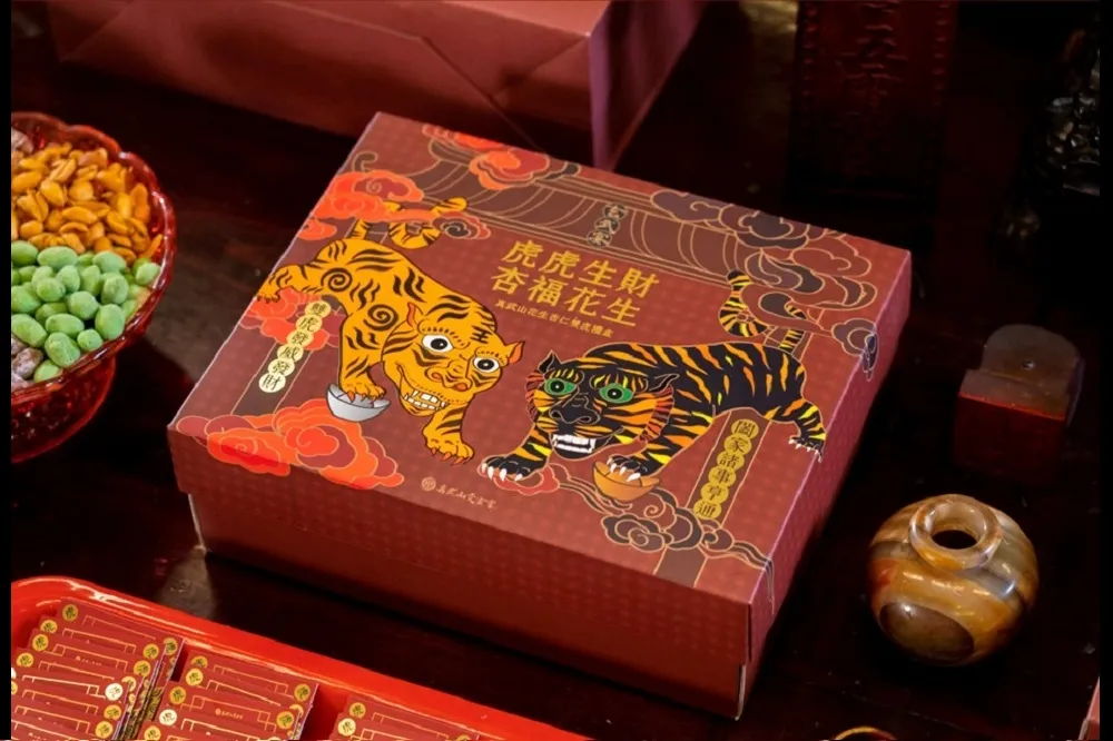 雙虎爺禮盒結合上帝公錢母　虎年宗教文創禮盒限量開賣