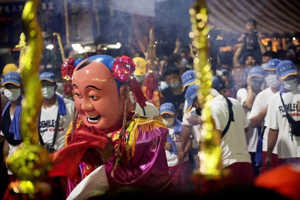 宗教活動4招戰疫！餐會禁逐桌敬酒　遶境要先申請全程戴罩