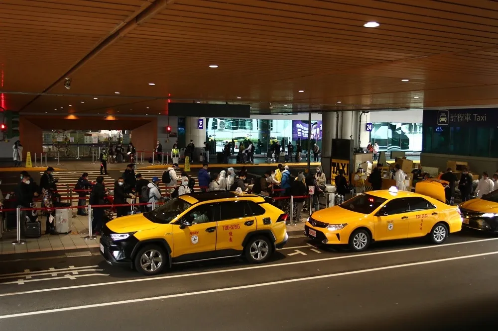 全台2800輛防疫計程車　運將未打2劑疫苗即起禁載客