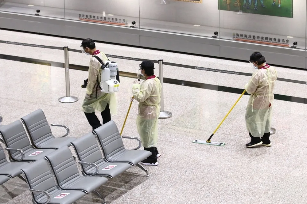 【本土+6】桃機手推車員再+2中鏢　4同事天天共乘上班「交互感染」