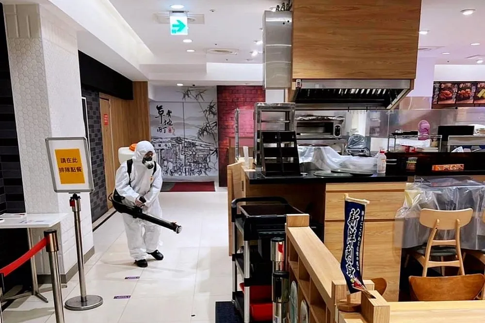 【本土+6】桃園揭20處染疫足跡　中壢SOGO、家樂福、小北百貨全上榜