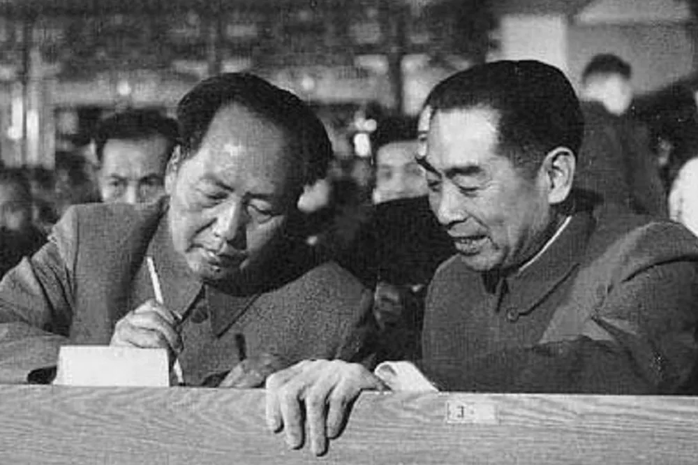 大躍進失敗人盡皆知　原本可以取代毛澤東的周恩來怎麼了？