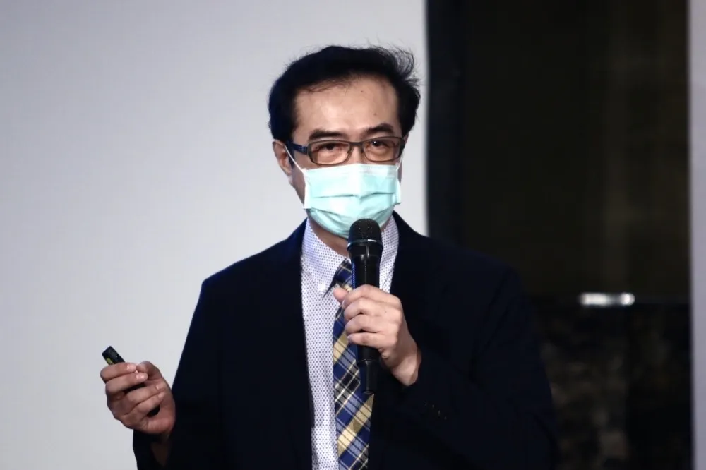 聯亞藥股價狂飆6倍驚爆內線交易！檢調全台22處搜索　執行副總300萬交保