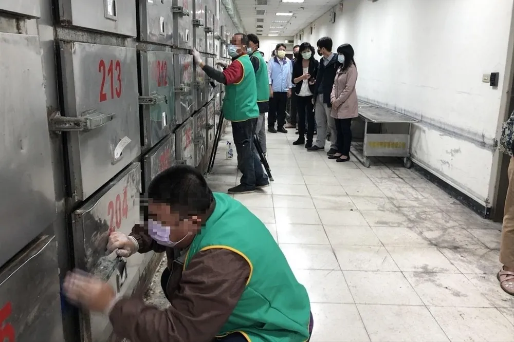 陳其邁來真的！酒駕犯直送殯儀館打掃　嚇瘋手抖喊「不敢了」