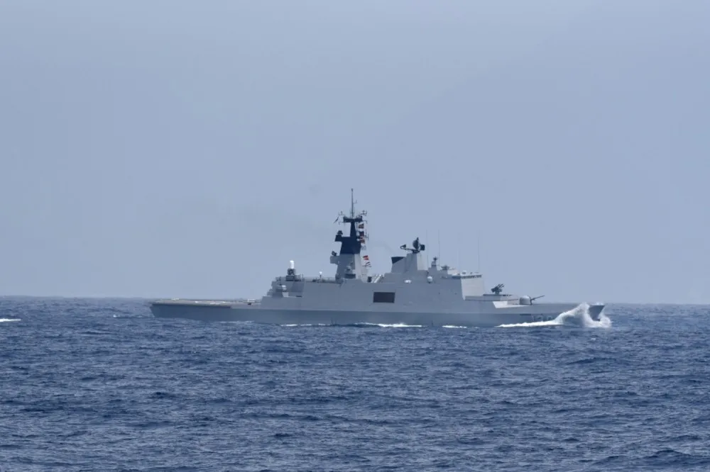 【拉法葉艦淪淫船】女兵好忙！劈腿5男士官　勾人夫床戰被撞見「下場好慘」