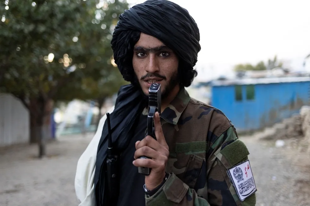 【以暴制暴】神學士宣布成立自殺炸彈部隊　主要用來對抗ISIS-K