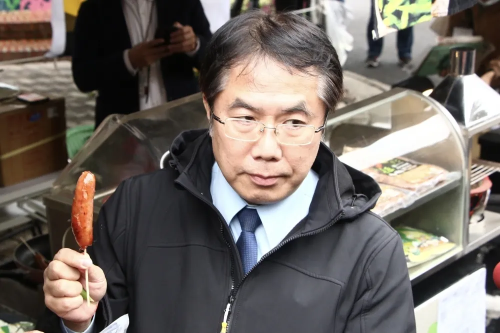 【PO文喊告】黃偉哲捲線民風暴駁斥了　「不要政治鬥爭，延續黨國威權幽靈」