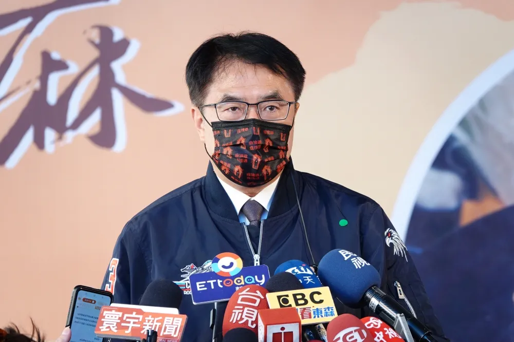 線民風暴再襲！　黃偉哲證實促轉會曾約談：當年沒打任何人小報告