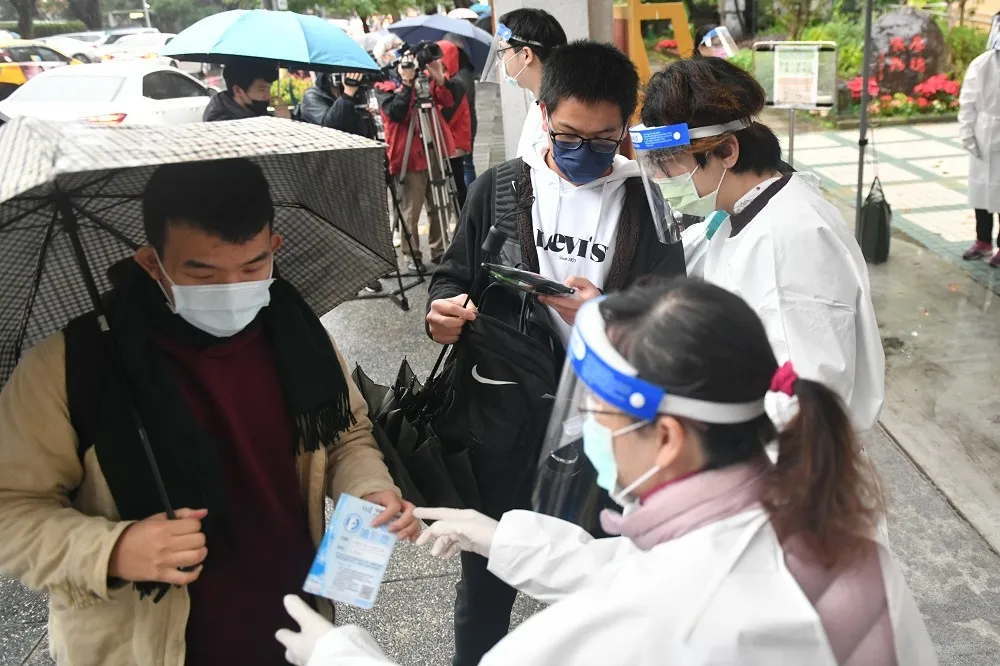 大學學測今開考！偏遇本土疫情連環爆　逾11.6萬考生以最高防疫規格應試