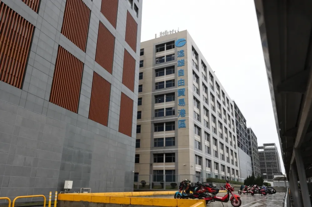 桃園遠雄自貿港區增19處足跡　家樂福、大戶屋、全聯都上榜