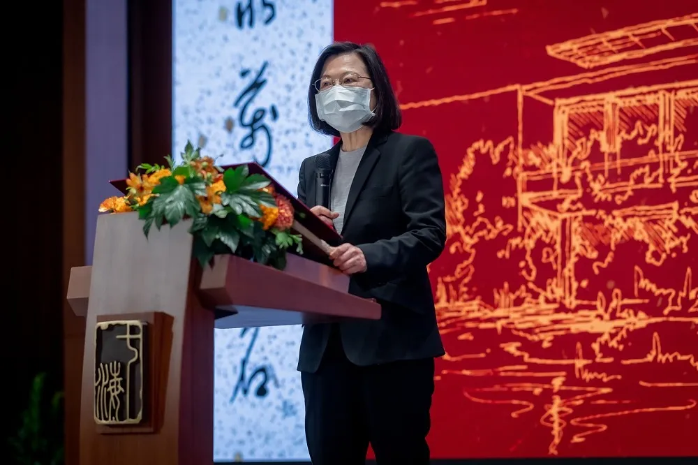轟蔡英文讚蔣經國保台「價值錯亂」　姚人多：228妳拿什麼「人設」面對受難者