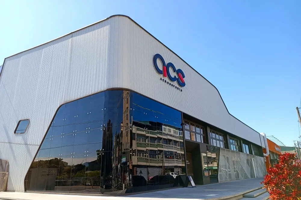 台中買鞋必逛！「ACS跨運動」跨境電商首家千坪旗艦店　2/5 前消費滿額贈刮刮樂