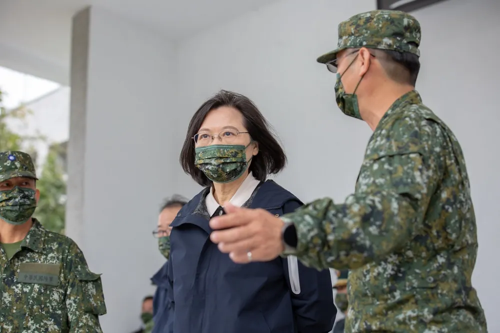 連活著的習近平都不怕　蔡英文何必蹭過世的蔣經國熱度