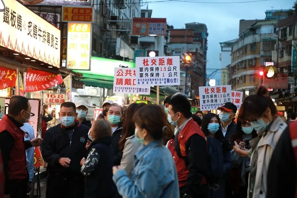 陳時中拜託你了！虎年春節防疫指引別偷懶　保持社交距離+實聯制