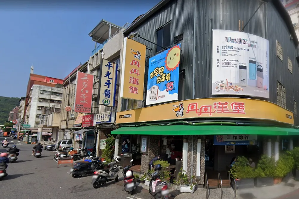 大寮1家3口曾去礁溪長榮鳳凰酒店染疫　丹丹漢堡、麥當勞、石二鍋都有足跡