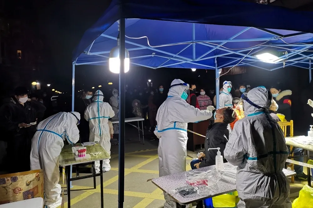 【新冠肺炎】杭州疫情燒　當局連夜集中隔離近萬人挨批：只求別死在城裡