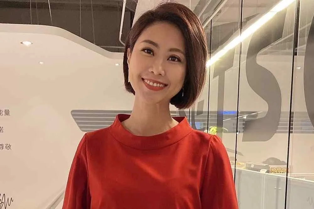 接棒「學姊」！ 　三立美女主播魏文元接北市府副發言人