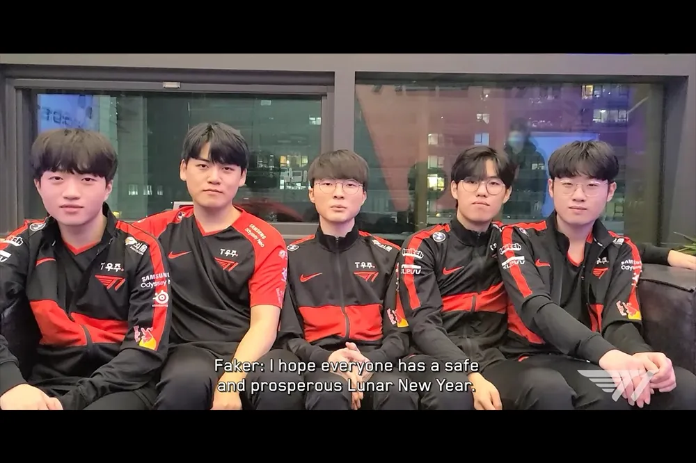 Ptt 熱議！T1 Gumayusi 發現 Faker 是他的叔叔　網友：LCK 是李氏王朝？