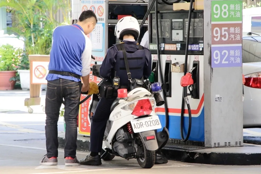 快加油！春節凍漲結束　下周汽柴油每公升恐大漲1.2、1.4元