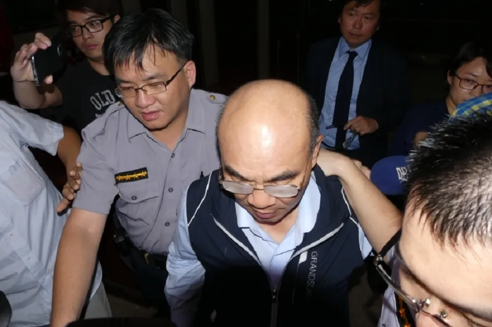 打小白球有事！前兆豐金董座蔡友才涉收受TMT招待　北檢今依銀行法起訴