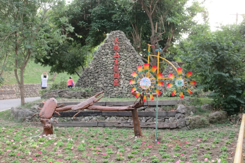 滿滿6張圖卡！高雄超多確診足跡曝　逛大崗山生態園區、嗑3天中山夜市玉米、丹丹漢堡