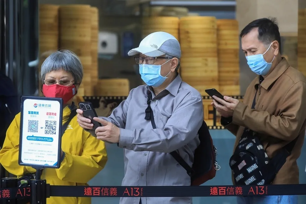 網瘋傳「怕隔離不敢掃實聯制」　指揮中心重申三大匡列原則