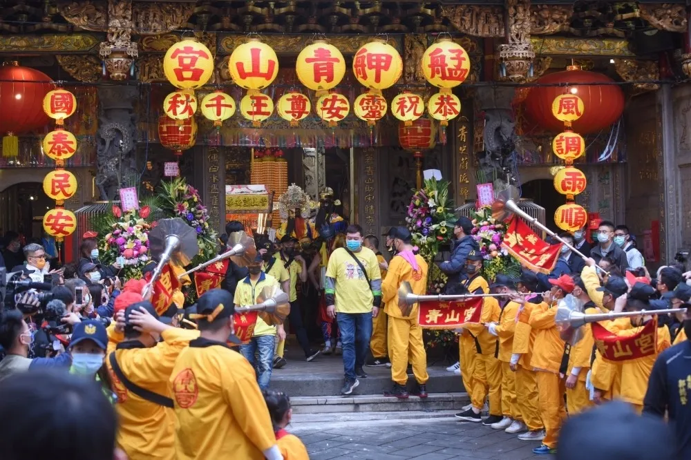宗教先解禁！明起開放跑攤、遶境　餐會仍禁逐桌敬茶敬酒