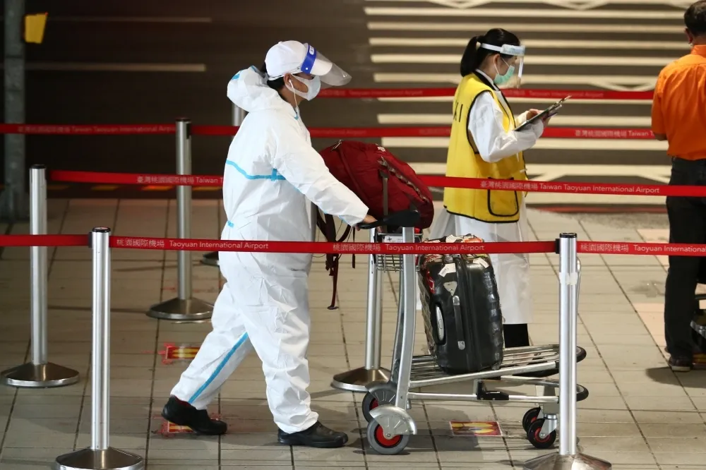 開放外國旅客來台、國人卻出不去遭轟　陳時中：要比台灣安全「很難」