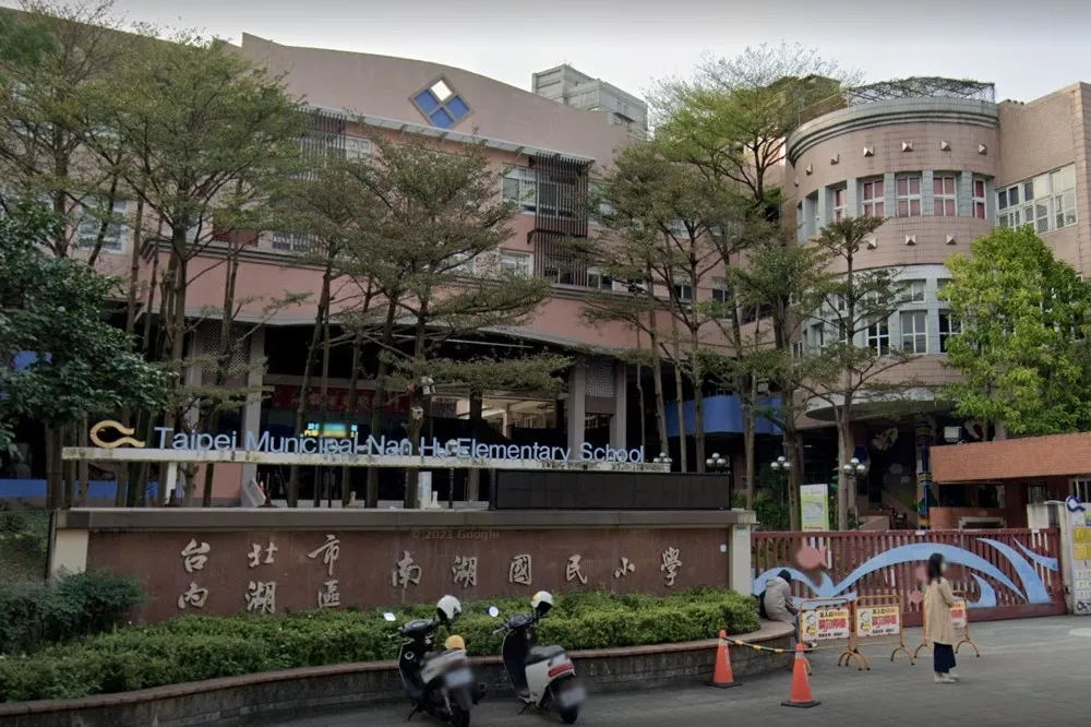 北市南湖國小驚傳「新北家長」確診　急發快篩不停課