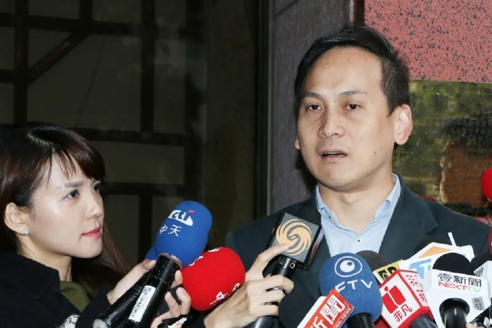 傅崐萁整合藍營遭黨內批「請鬼拿藥單」　葉元之反問：自己人唱反調到底想不想贏？