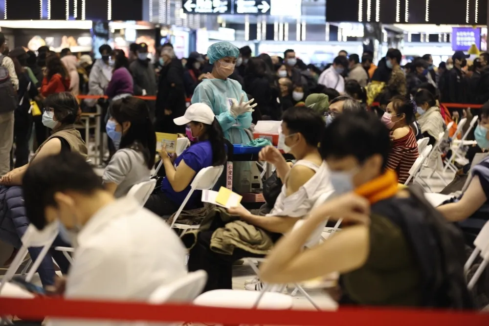 第24期疫苗預約2/23早上10點開跑　今起可資格查詢