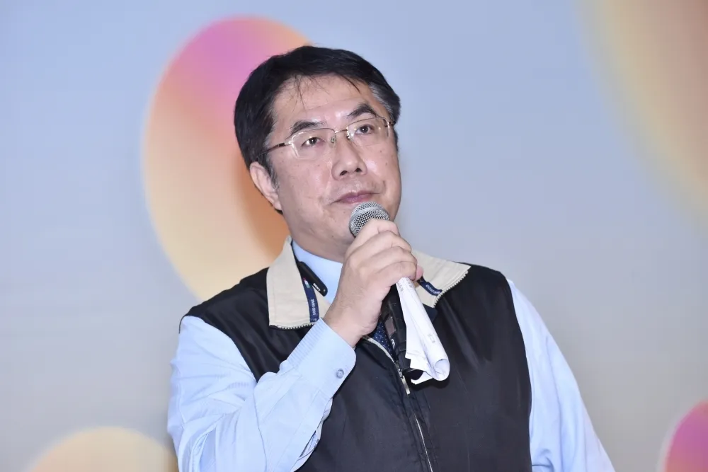 「告白香菜」PO文硬扯俄烏挨批消費戰爭　黃偉哲道歉了
