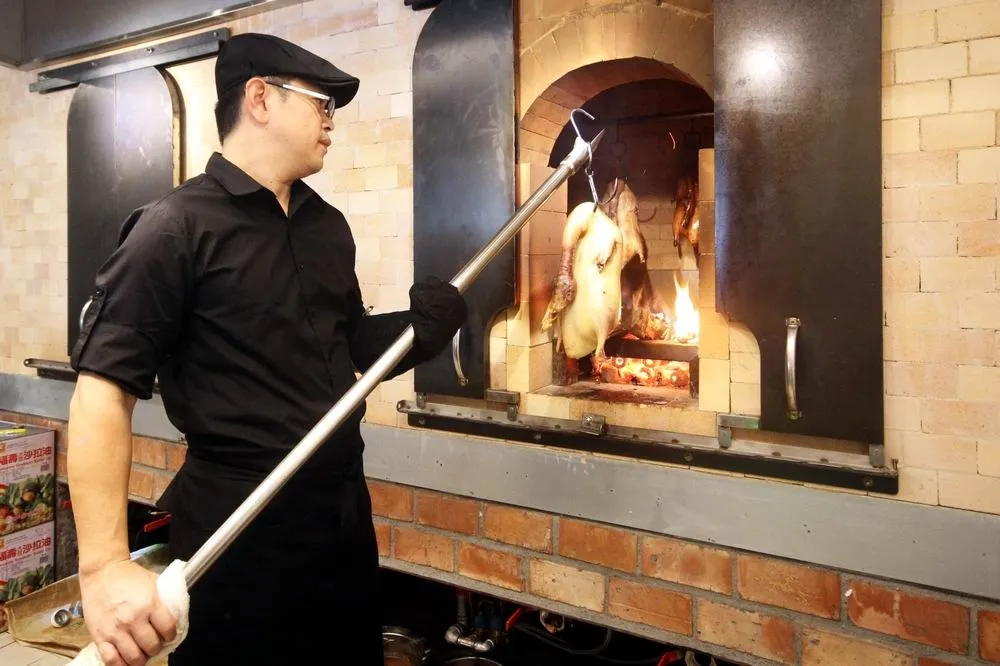 麵包坊烤鴨店結盟抗通膨　攜手凍漲挺人民