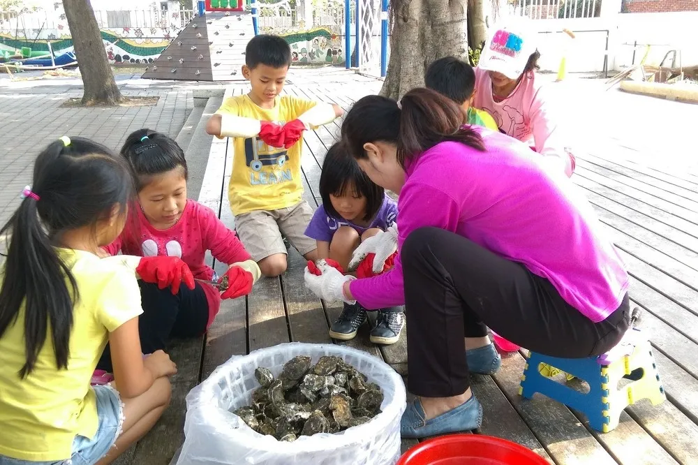 【高雄+0】3/1起開放學生畢旅、校外教學　船員進港須持48小時陰性證明
