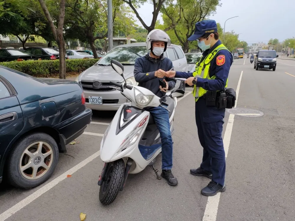 罵「阿斯巴辣」也不行　莽男辱警遭法官判罰2千