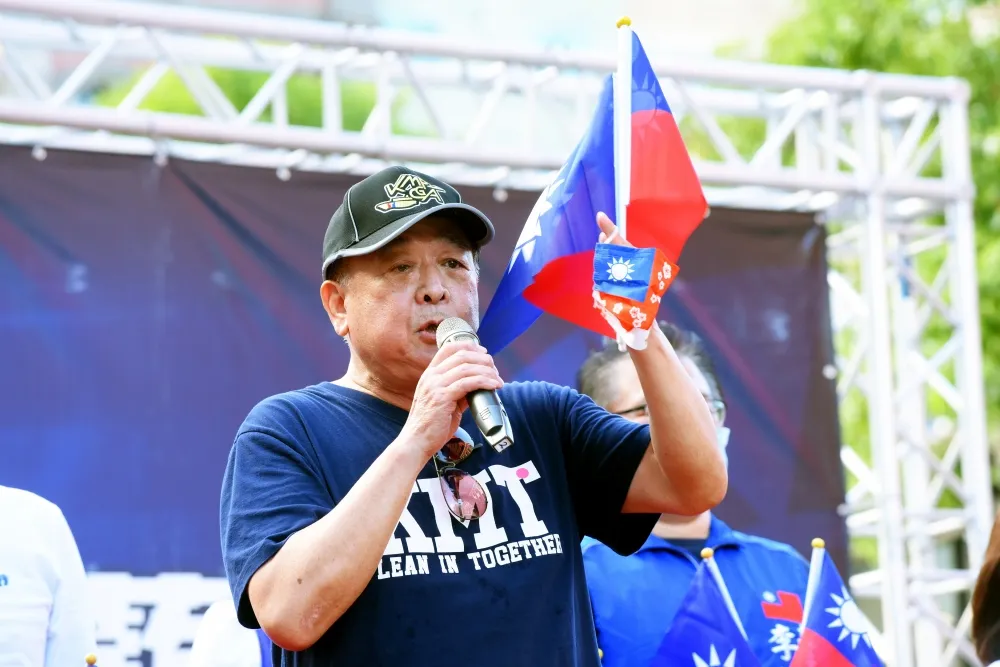 吳斯懷喊「今日俄羅斯非明日中共」　國安12問遭網友洗臉狂酸