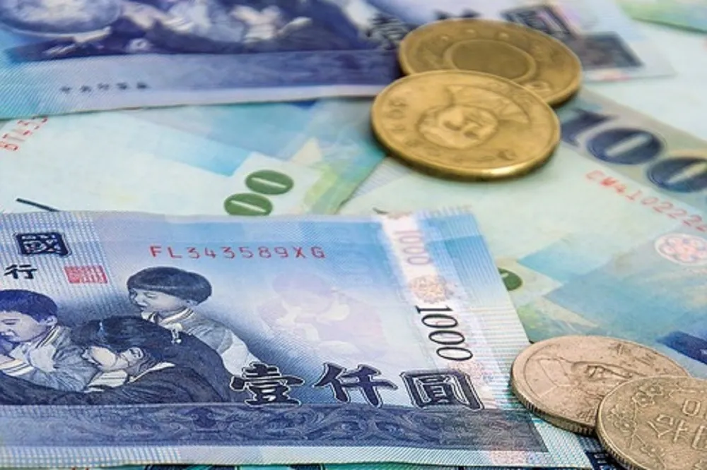 真．薪水小偷！百貨女財務3年「神鬼搬運」150萬自肥　下場GG