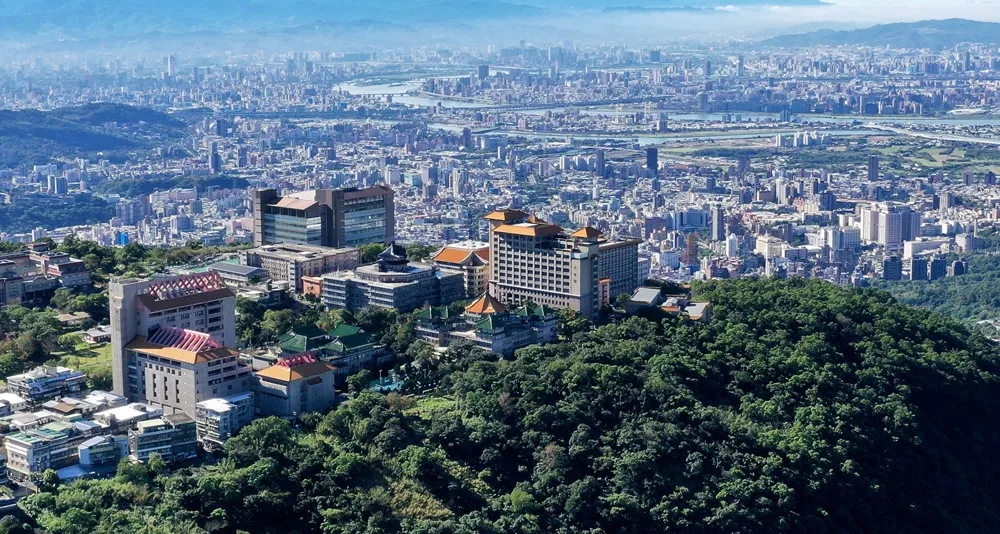 了解科系的學習內容和未來的職涯銜接   大學博覽會問好問滿