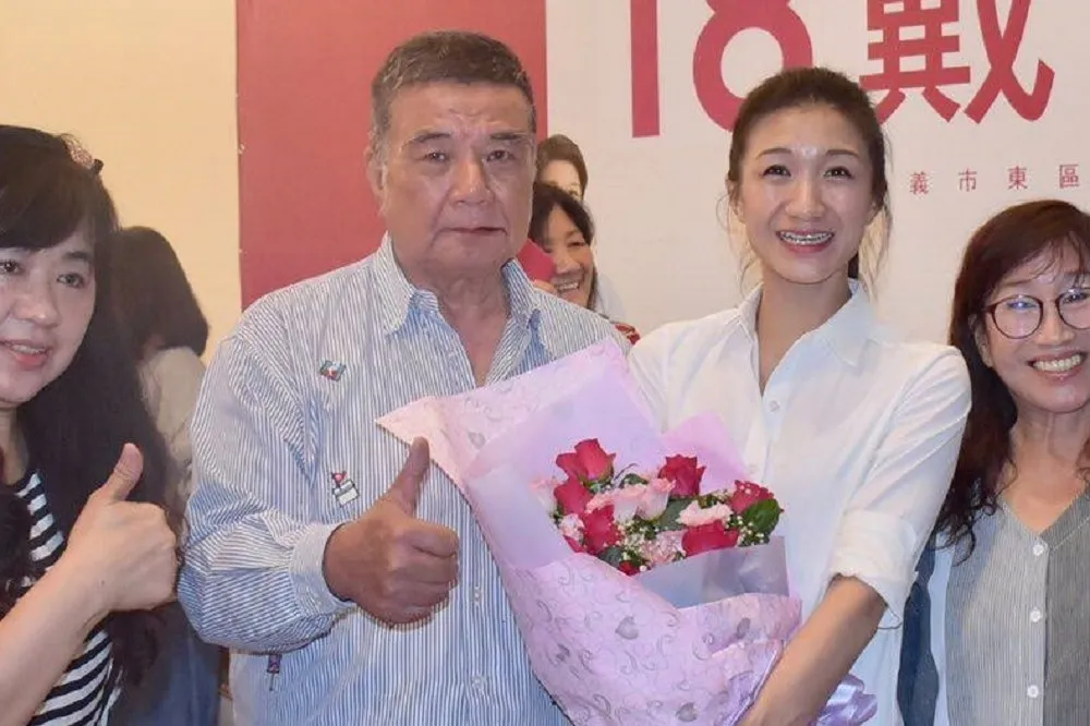 嘉義市前議員戴建三病逝　女兒戴寧涉貪遭押「來不及見最後一面」