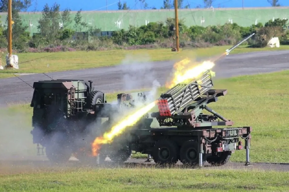 陸軍火箭營電腦主機遭竊爆國安危機　第六軍團稱「內部人員挾怨報復」
