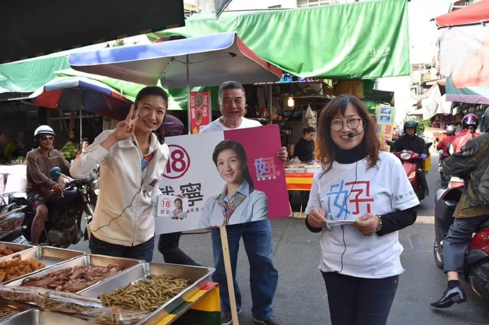 涉貪收押父逝！戴寧在戒護下奔喪　痛哭：沒做傷天害理的事