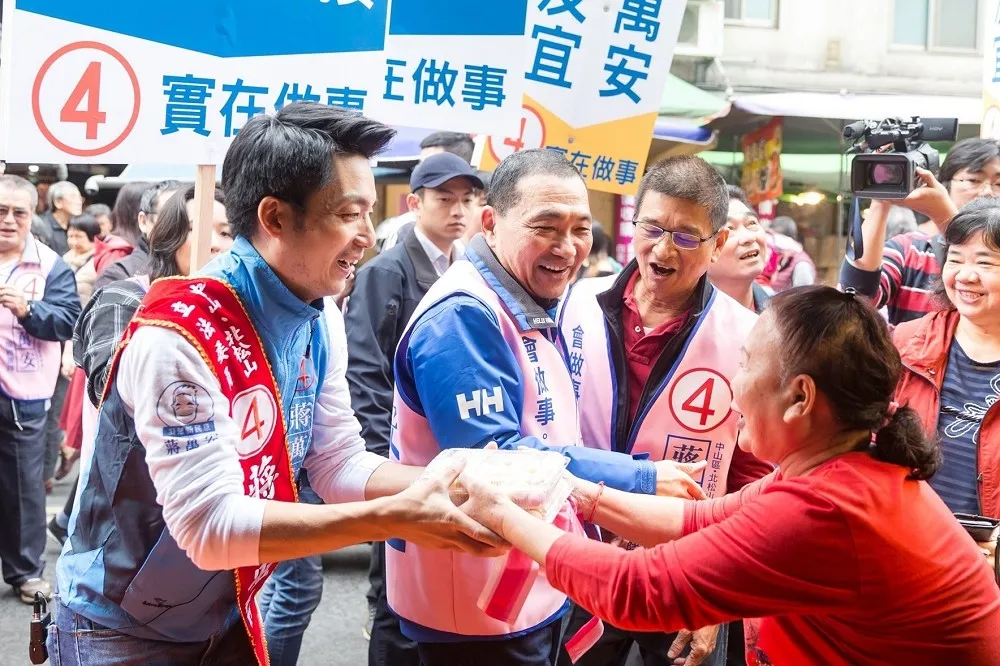 鄭文燦損蔣萬安「能力不及黃珊珊」　侯友宜沒幫補血：由人民智慧判斷
